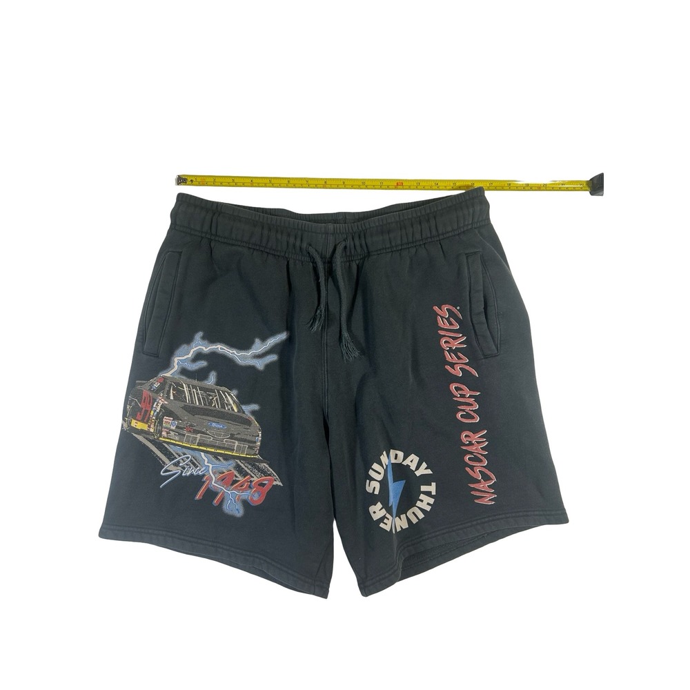 NASCAR Cup Series Sunday Thunder #17Fleece Shorts Mens Large Black Graphic Sweat - Picture 4 of 8